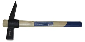 Молоток каменщика 600гр дерев.рукоятка